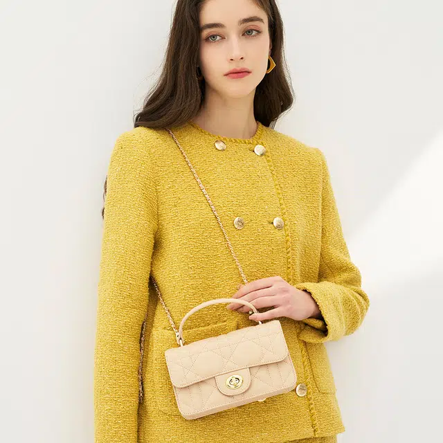 ELLE