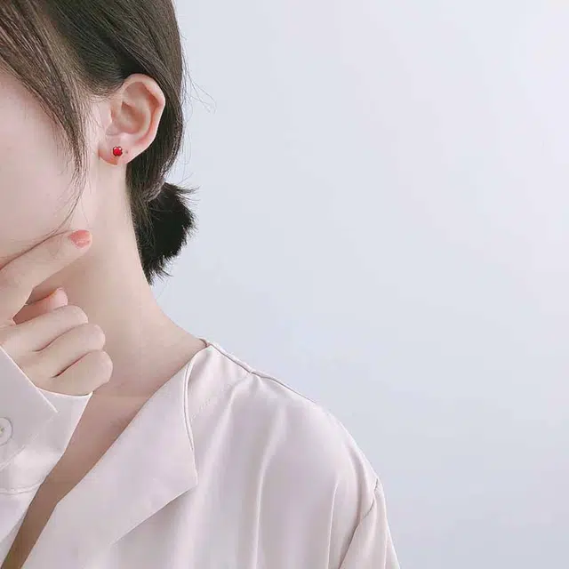 岁月静好 新中式国潮复古民族风本命年红色幸运四叶草 再造辰砂朱砂 玉石耳钉 女款