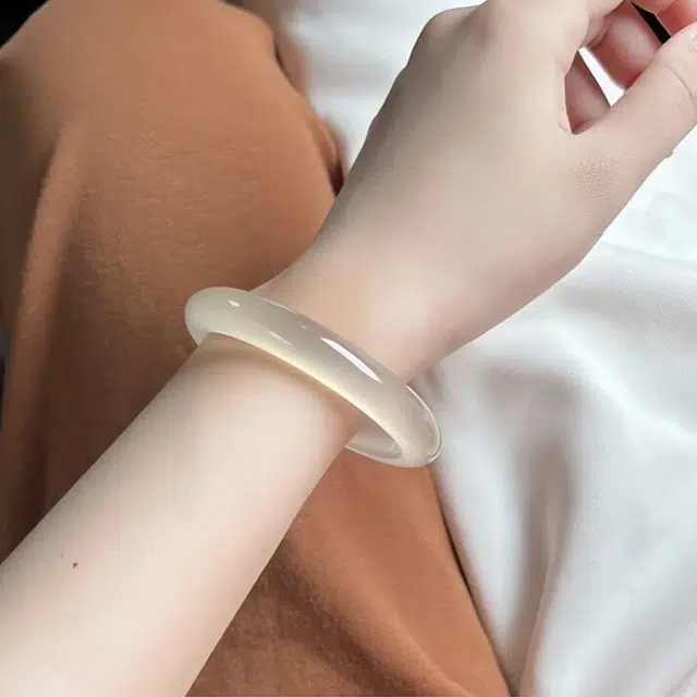 【香槟金白月光 一步一响】 岁月静好 新中式贵妃镯复古宫廷风汉服古色显白气质百搭大方优雅日常通勤平安顺遂出游必备#好运 琉璃 手镯 女款