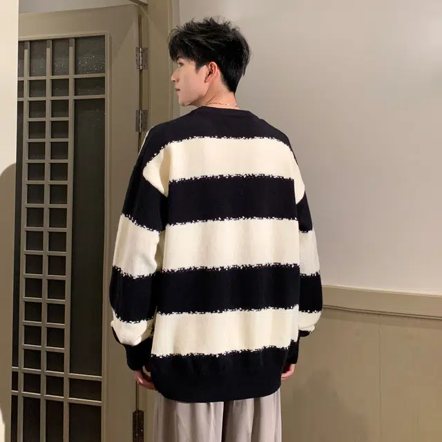 蓝精灵 显高显瘦遮肉美式高街潮牌简约条纹拼色慵懒风软糯保暖圆领套头毛线衣宽松舒适亲肤情侣潮流百搭时尚日常通勤休闲针织衫 男女同款