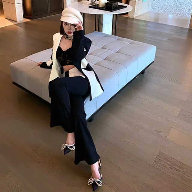 MIMI PLANGE