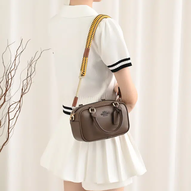 satchel19