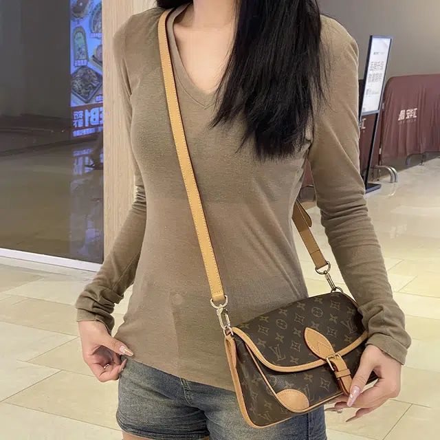 LOUIS VUITTON Diane PM