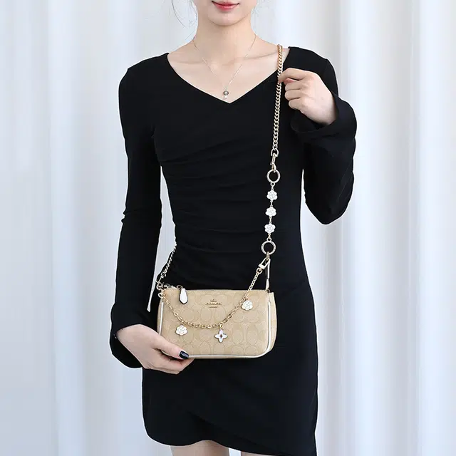 COACH nolita19 diy