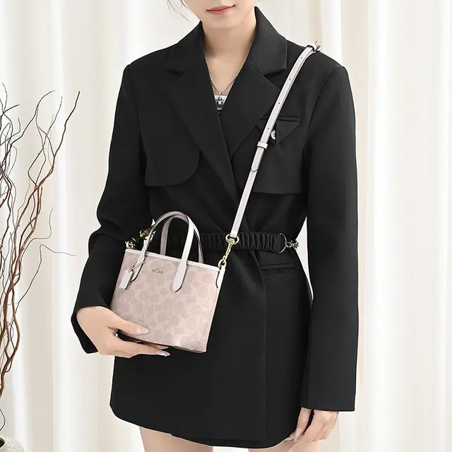 COACH city15 Totemini
