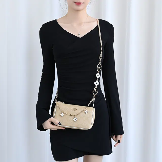 COACH nolita19 diy