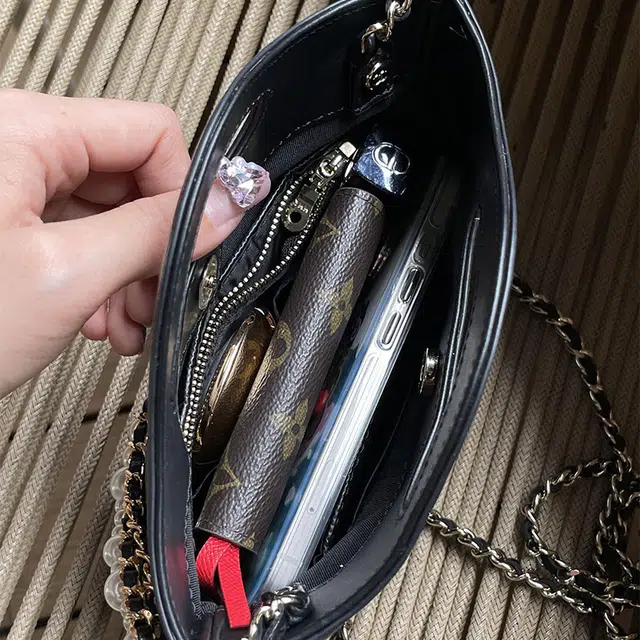 CHANEL24s 31bag nano