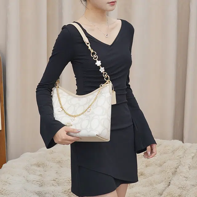 COACHLaurel 31 diy
