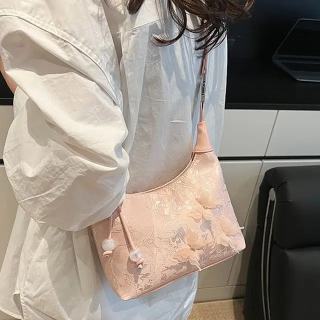 兰宝梵 甜美可爱俏皮精致小众简约百搭日常通勤 布 单肩斜挎手提包 女款 多色