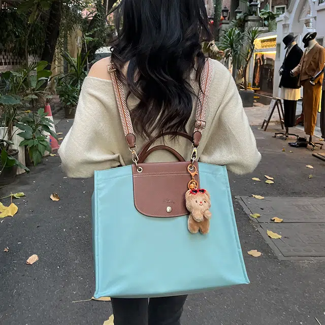 LongChamp