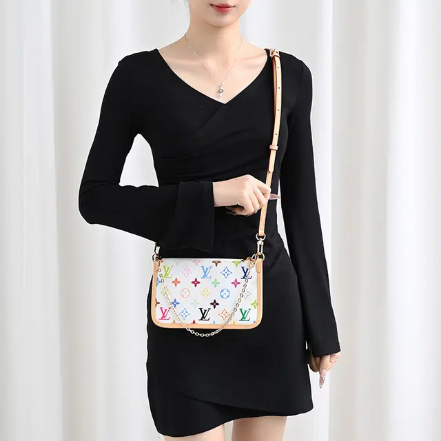 LV Carryall