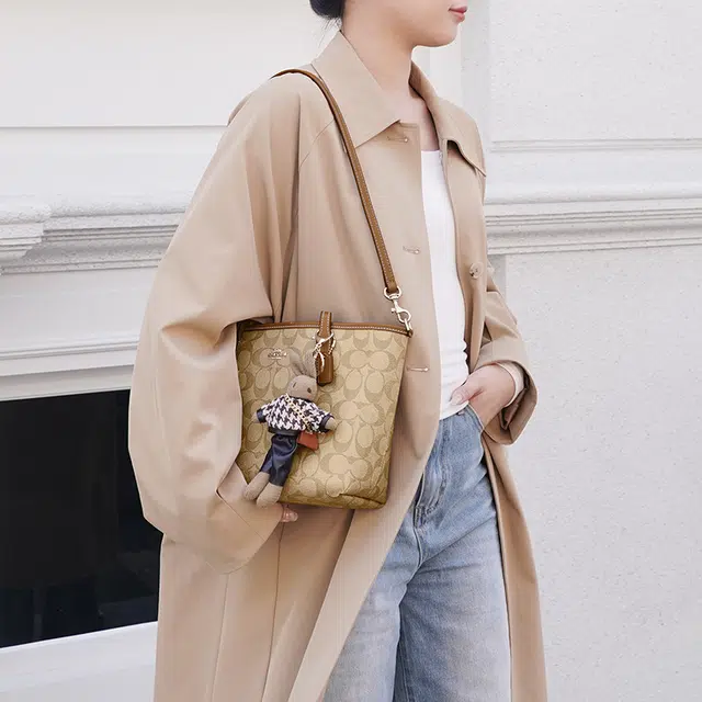 coach city23 mini