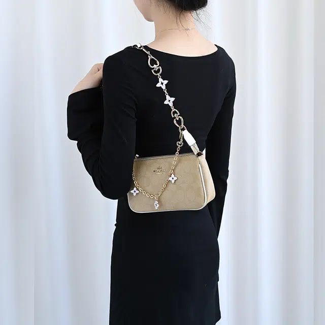 COACHnolita19 diy