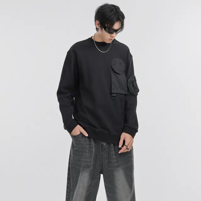 VIP Pullover Sweatshirt Black