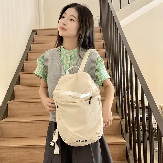 木林森 日系简约慵懒风通勤小众设计时尚百搭 涤纶（聚酯纤维） 双肩包 女款 多色