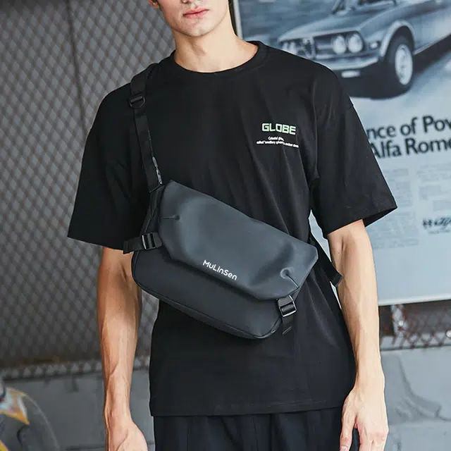 木林森 潮流时尚日系百搭通勤 牛津布 单肩包 男女同款情侣款 黑色