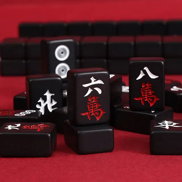 一点潮玩 迷你小麻将 小型手搓牌 桌游 便携乐趣聚会