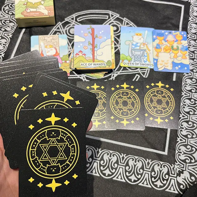 一点潮玩 九鱼酱塔罗牌 卡通动漫喵款 创意 可爱 治愈 桌游