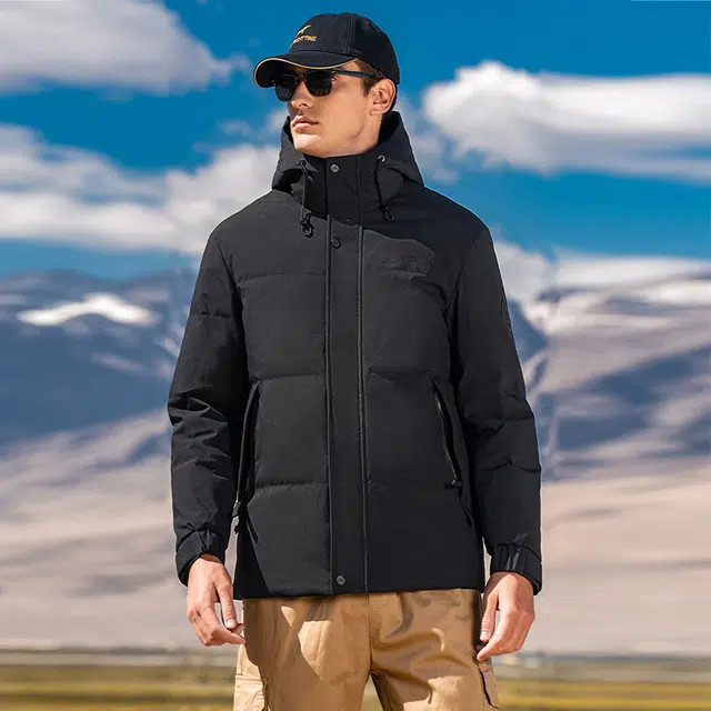 鸭鸭 石墨烯蓄热系列 青中年纯色商务休闲百搭短款连帽户外防寒保暖工装羽绒服 男款