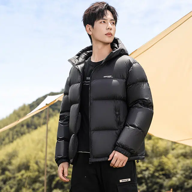 鸭鸭 时尚运动系列 韩版休闲短款连帽外套户外防寒保暖基础款面包羽绒服 通用