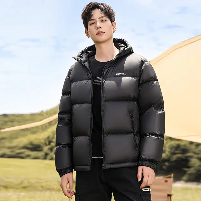 鸭鸭 时尚运动系列 韩版休闲短款连帽外套户外防寒保暖基础款面包羽绒服 通用