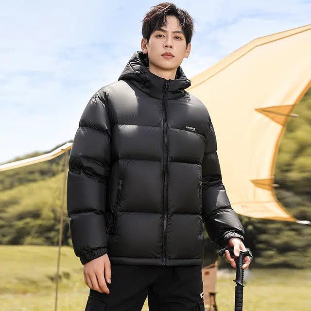 鸭鸭 时尚运动系列 韩版休闲短款连帽外套户外防寒保暖基础款面包羽绒服 通用