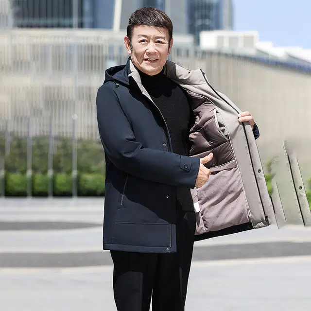 鸭鸭 中老年爸爸装纯色商务休闲百搭拆卸帽户外日常穿搭防寒保暖中长款羽绒服 男款