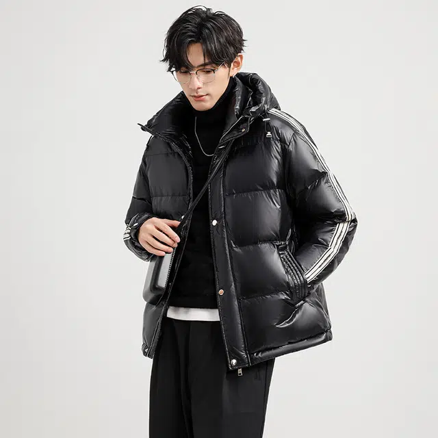 鸭鸭 亮面系列 中青年时尚韩版潮流百搭短款连帽户外休闲运动防寒保暖面包羽绒服 男款