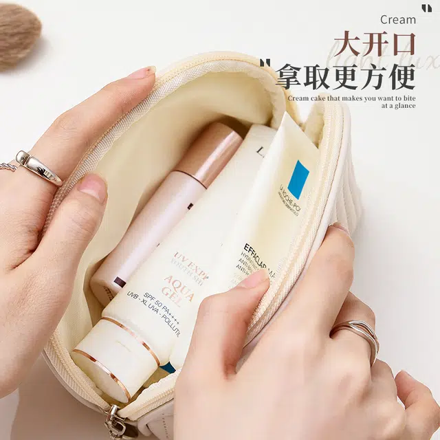 馨枕居 半圆蛋糕化妆包化妆品收纳包旅行化妆包化妆包大容量高级感