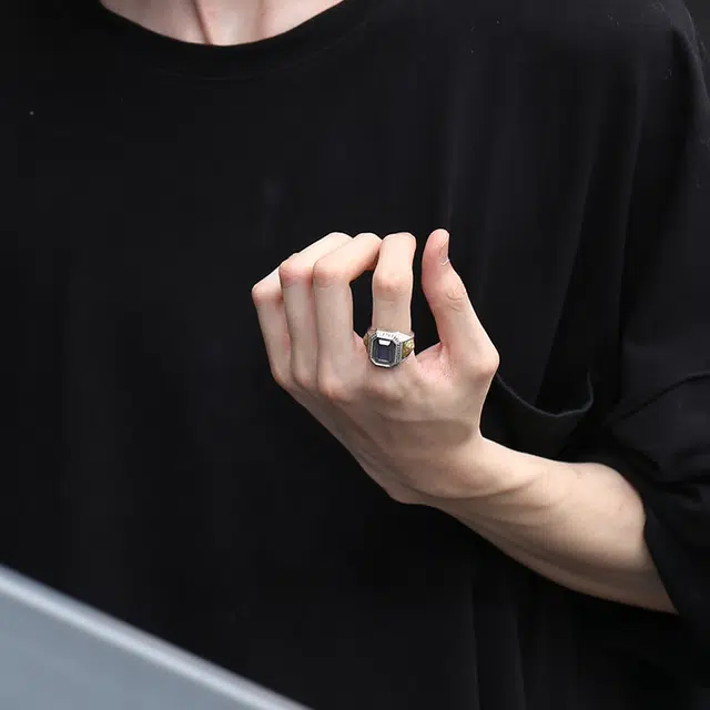 Ruibeila Lion Head 925 Silver Ring