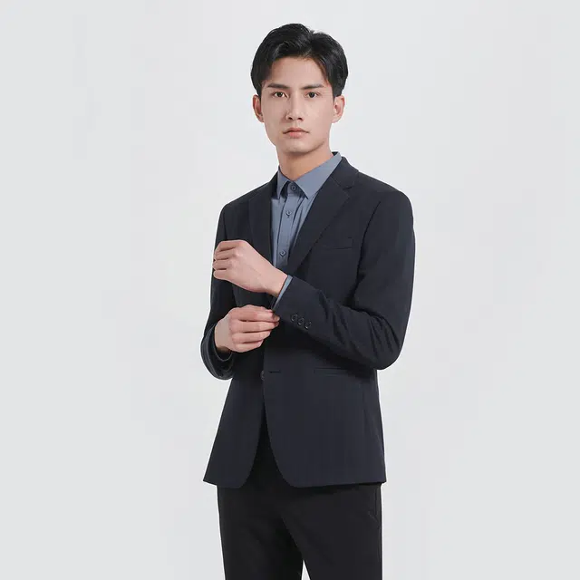 利郎 绵羊毛修身商务休闲西服外套单排两粒扣质感纯色极简风西装 男款 深蓝