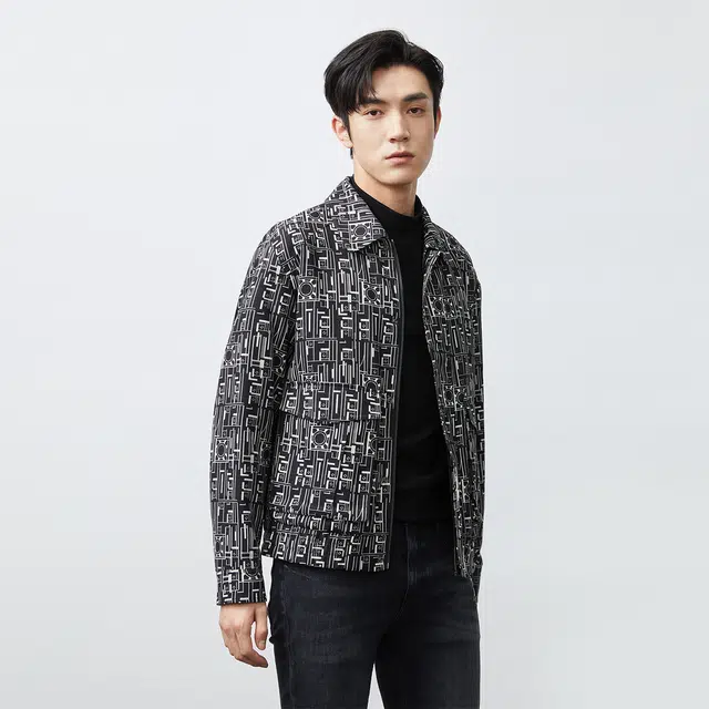 利郎 厚款时尚翻领保暖几何图案短款极简风夹克外套 男款 白/黑/灰