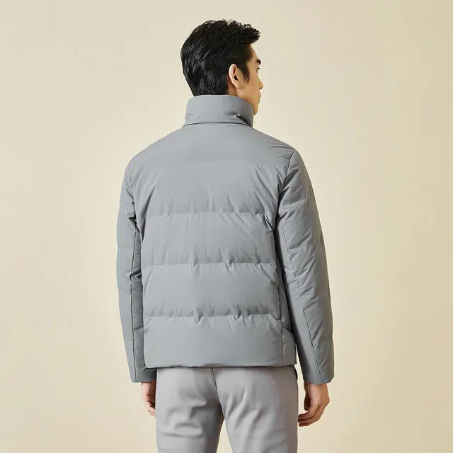 利郎 防泼水立领纯色保暖外套商务休闲白鸭绒合身短款极简风质感百搭羽绒服 男款
