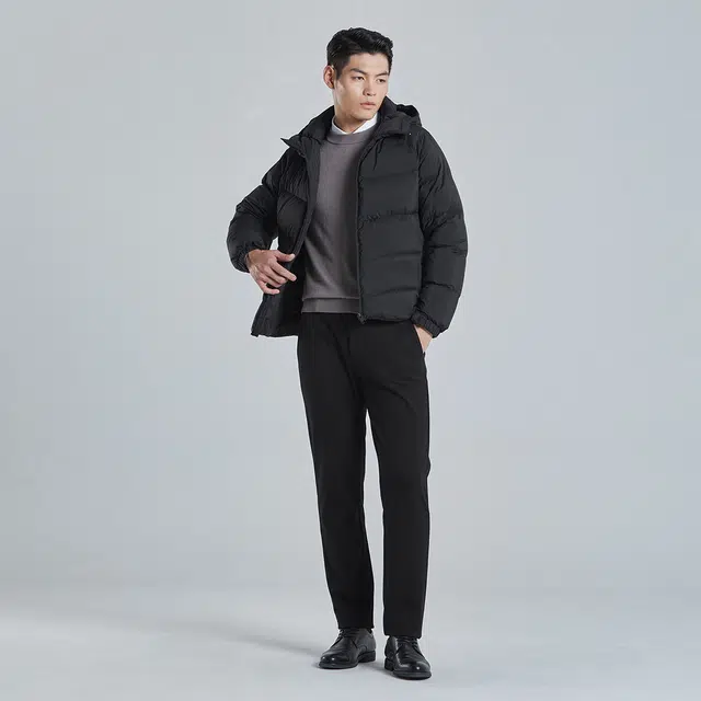 利郎 防水厚款保暖商务休闲连帽纯色极简风羽绒服 男款 黑色