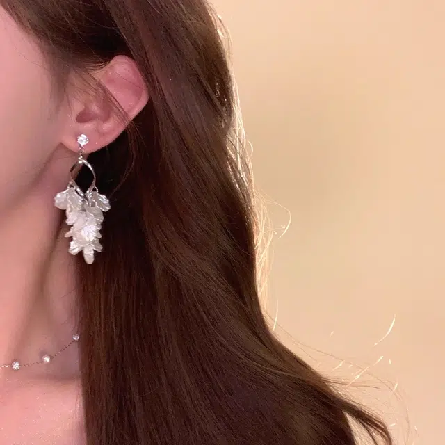 芒果饰品 法式花瓣流苏 铜合金 耳环 女款