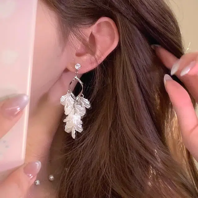 芒果饰品 法式花瓣流苏 铜合金 耳环 女款