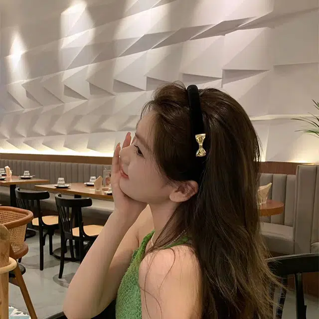 芒果饰品 黑色丝绒蝴蝶结增高颅顶显脸小发捆 发箍 女款