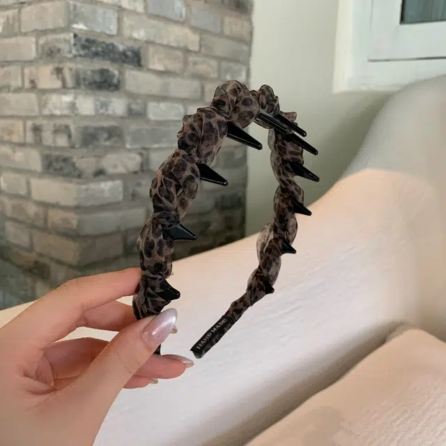 芒果饰品 法式波点豹纹缠绕带齿防滑波浪 布艺 发箍 女款