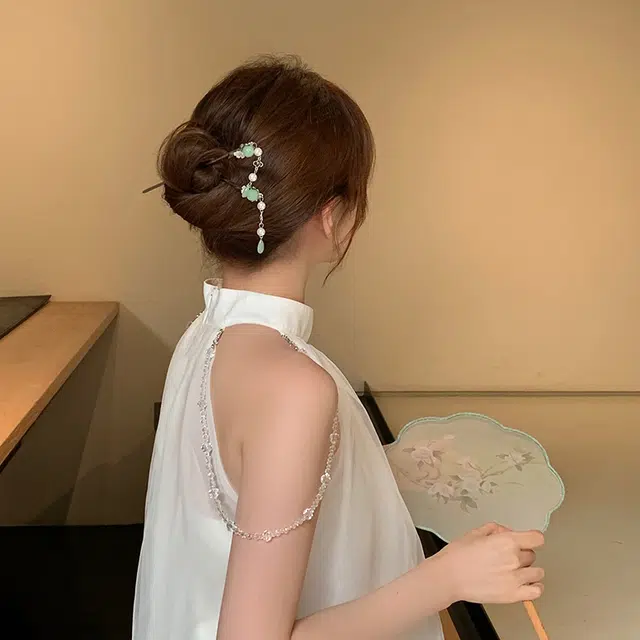 芒果饰品 新中式铃兰吊坠 国风马面裙配饰头饰古风盘发 发簪 女款
