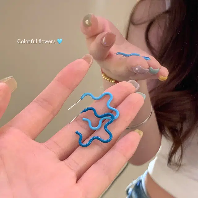 芒果饰品 多巴胺撞色星星耳环 铜 耳钉 女款