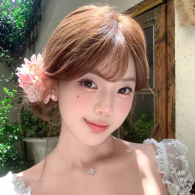 芒果饰品 超仙粉红玫瑰花侧边仿真花海边度假风 布艺 发夹 女款