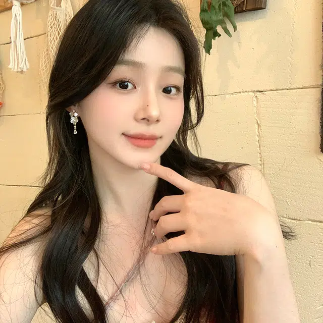 S925