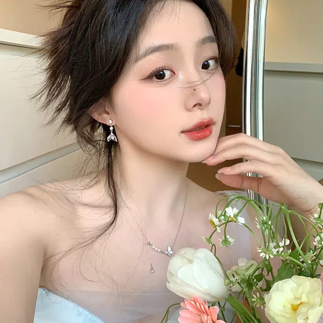芒果饰品 鱼尾流苏轻奢高级感耳饰 锆石 耳环 女款