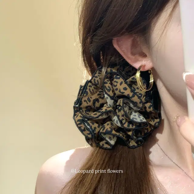 芒果饰品 复古豹纹花朵香蕉夹 布艺 发夹 女款