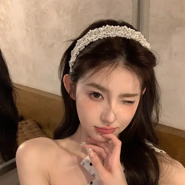 芒果饰品 法式轻奢重工 复古宽边亮片 珍珠 头箍 女款