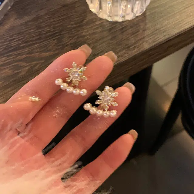 芒果饰品 闪粉圣诞树耳饰 精致轻奢甜美高级感 铜 耳环 女款