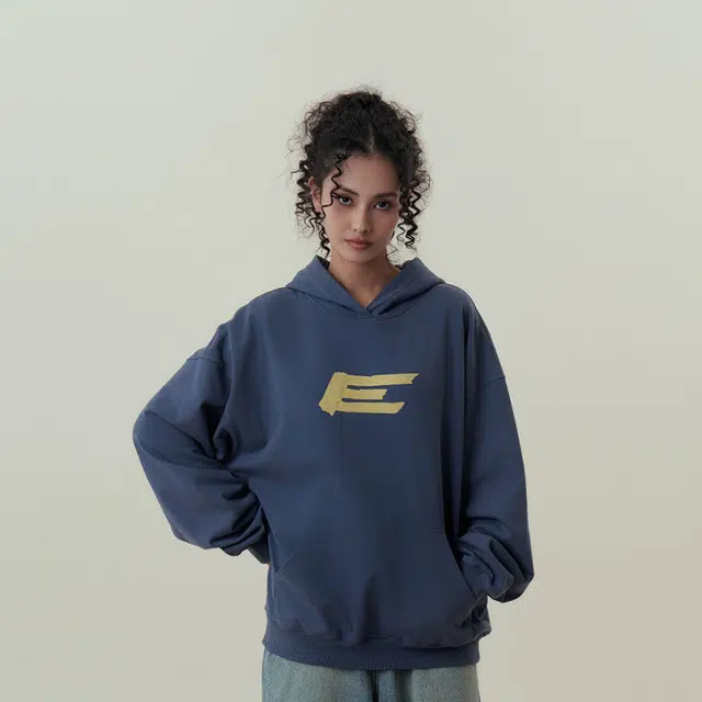 11ESTRANGER E