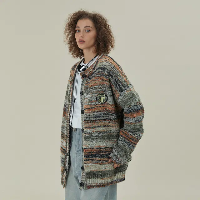 11ESTRANGER ASTRANGER