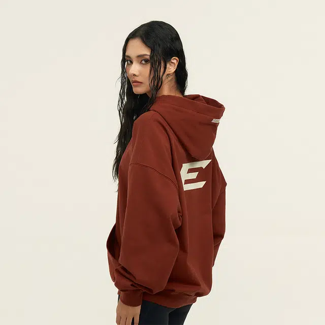 11ESTRANGER E