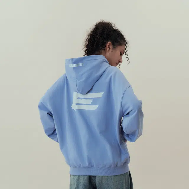 11ESTRANGER E